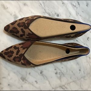 Rothy’s The Point in Big Cat.